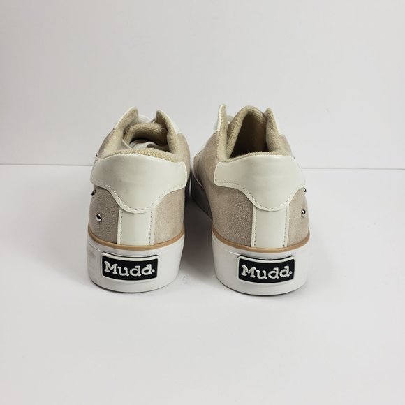 Women's Mudd Suede Two Tonal W/Metal Studs Size US 8 - Picture 3 of 10